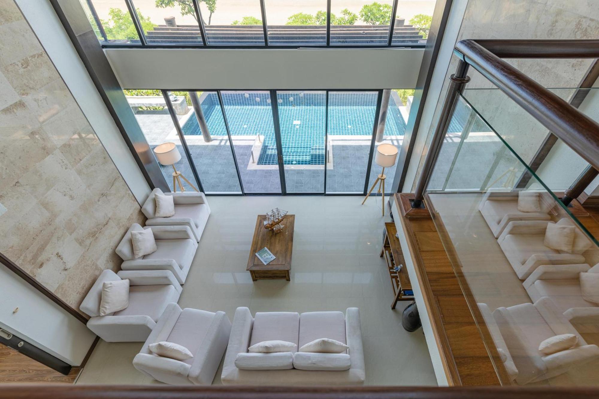 Beachfront Modern 4 Bedroom Pool Villa - Rv Хуахін Екстер'єр фото