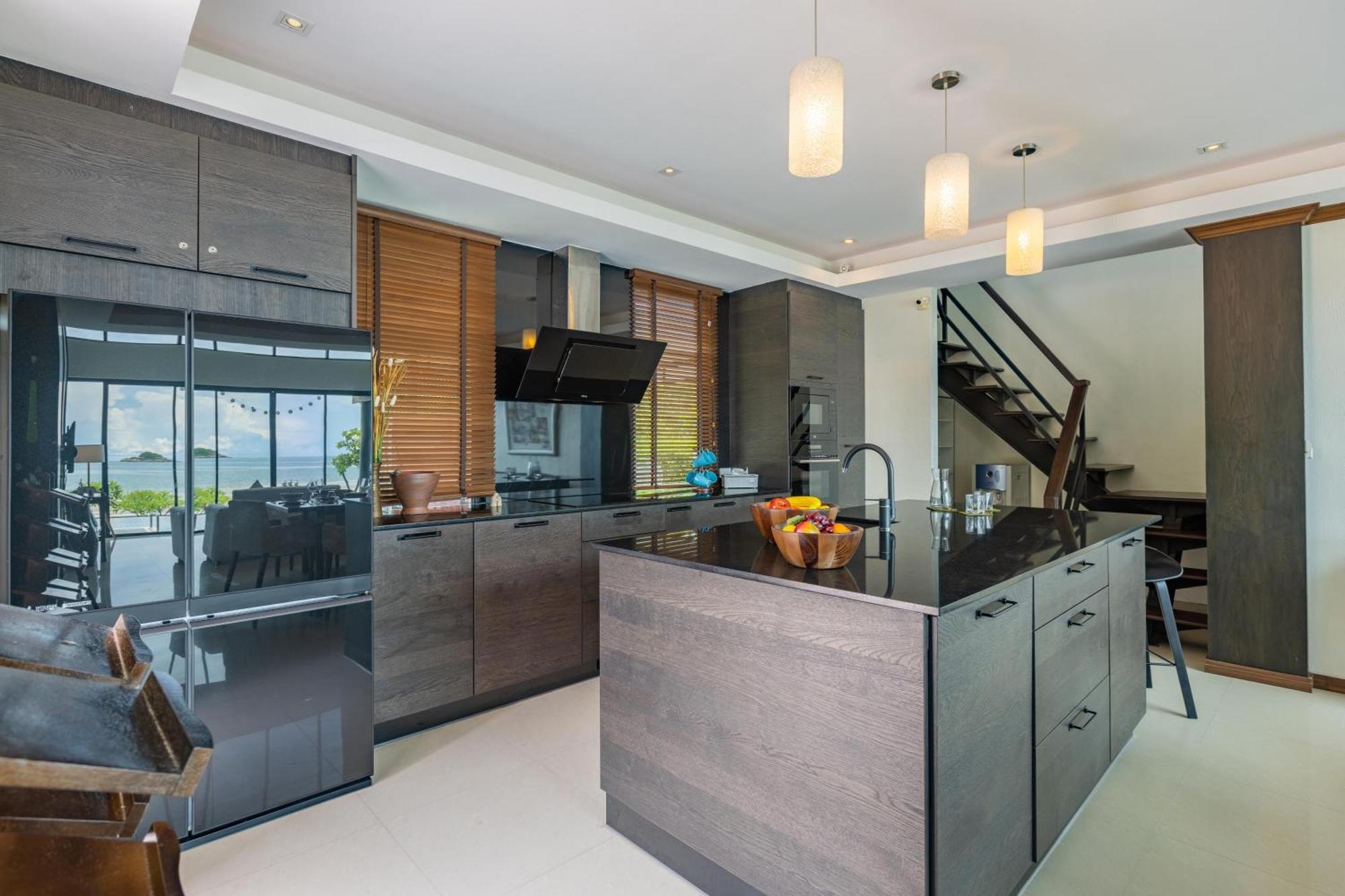 Beachfront Modern 4 Bedroom Pool Villa - Rv Хуахін Екстер'єр фото