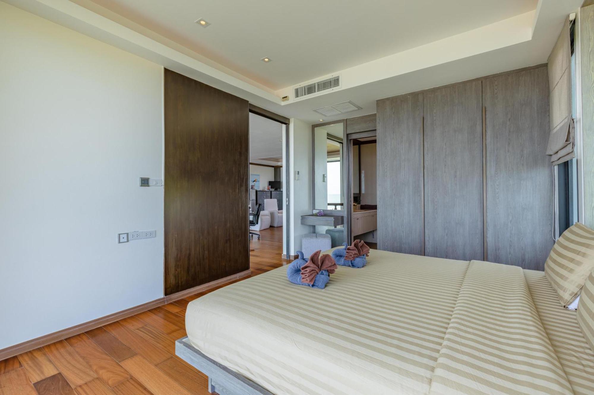 Beachfront Modern 4 Bedroom Pool Villa - Rv Хуахін Екстер'єр фото